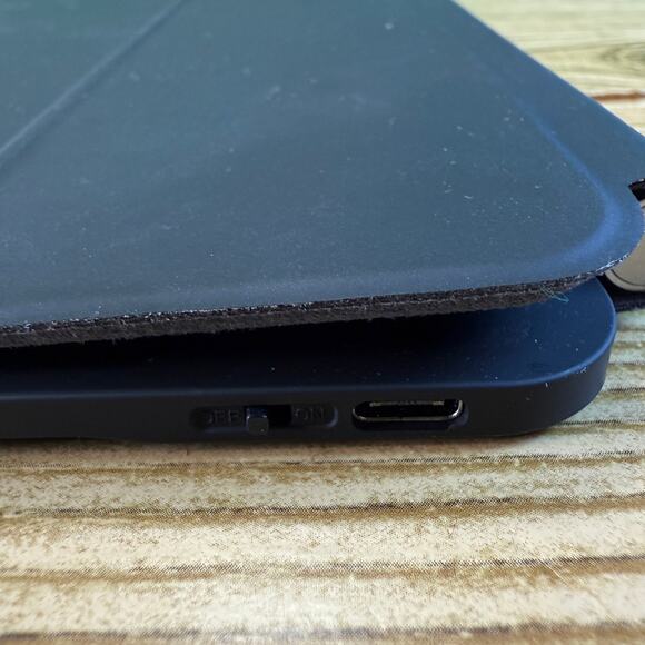 Magnetic Keyboard Case iPad Pro 13" 2024 Multi-Touch Trackpad Floating Backlit - Picture 8 of 12